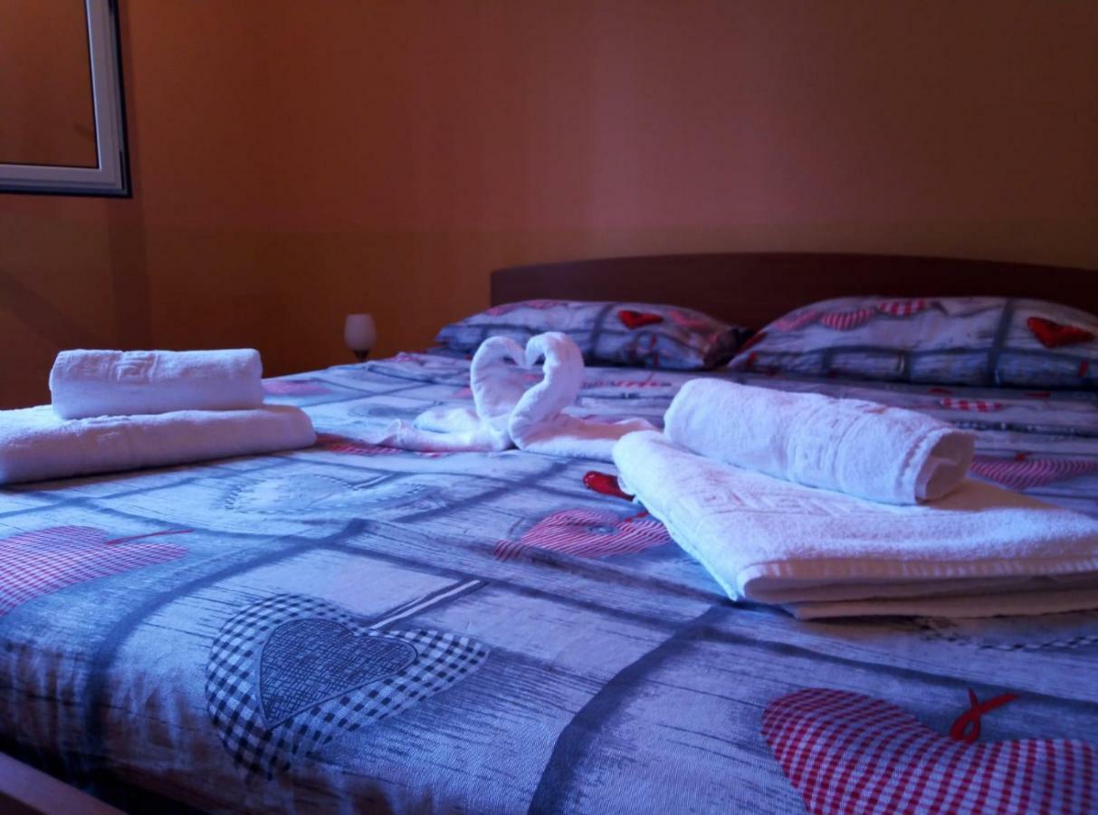 Вилла Lillo'S House Чефалу Экстерьер фото